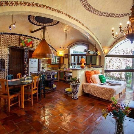 Majikal B&B - Santa Clara โชลูลา ภายนอก รูปภาพ